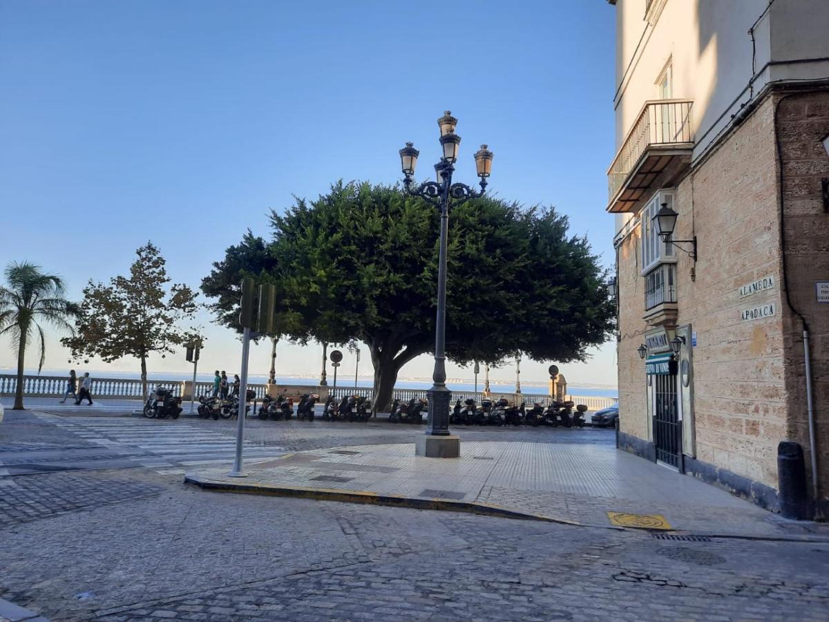 Apartmán Precioso Duplex En El Corazon De Cádiz Exteriér fotografie